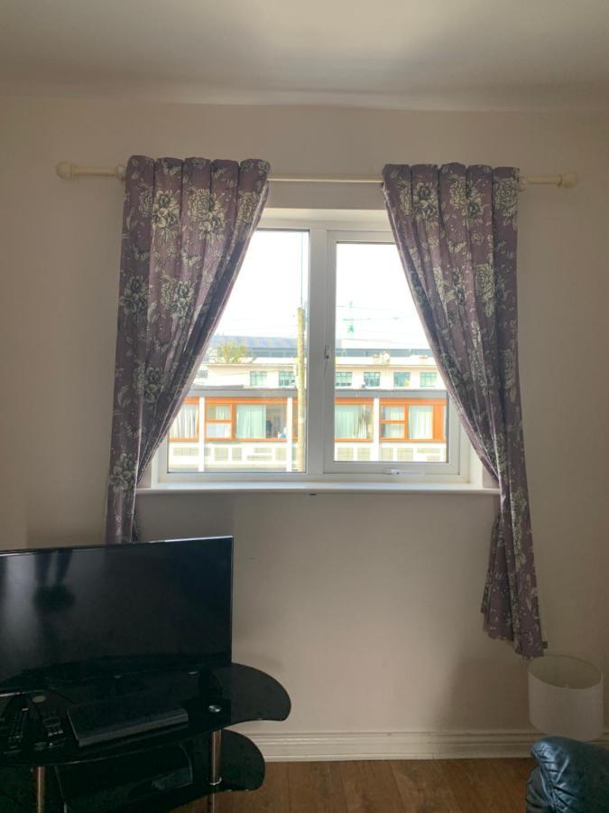Newcastle Townhouse Apartment Galway Exterior photo