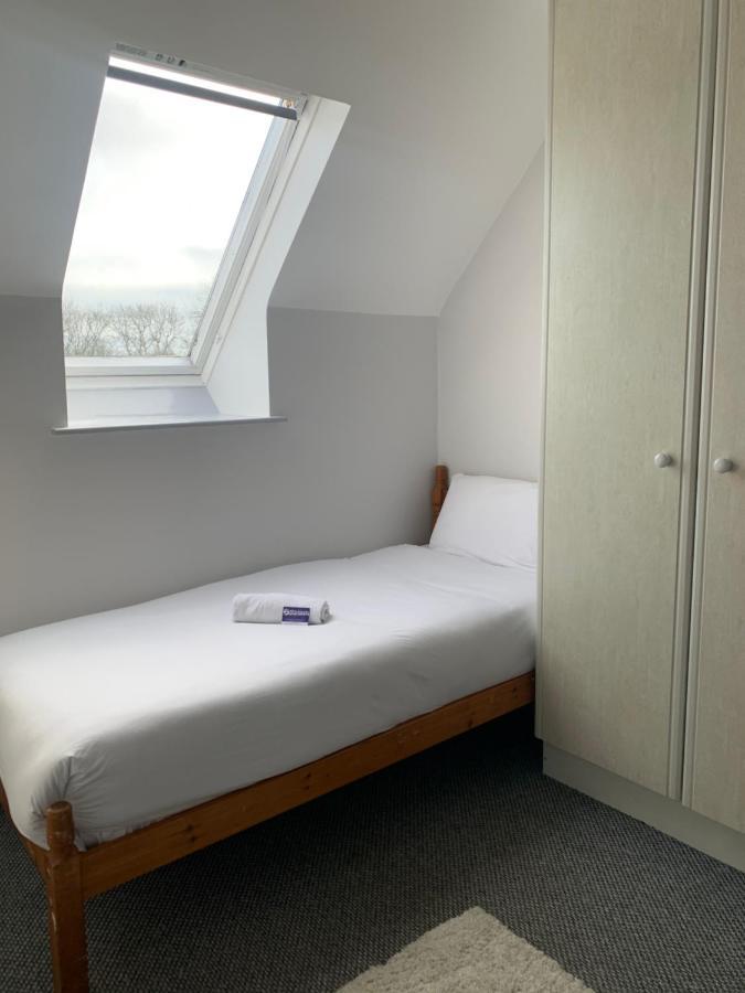 Newcastle Townhouse Apartment Galway Exterior photo