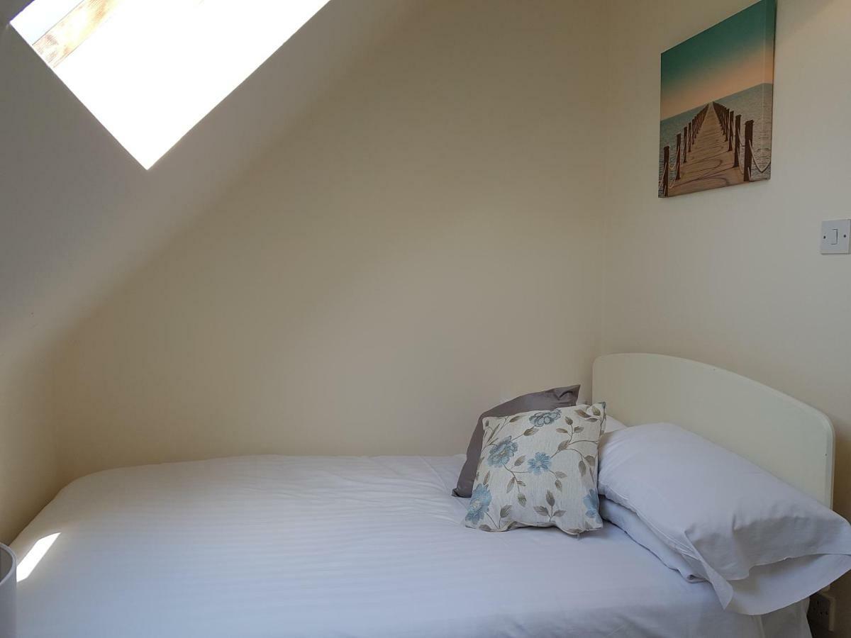 Newcastle Townhouse Apartment Galway Exterior photo